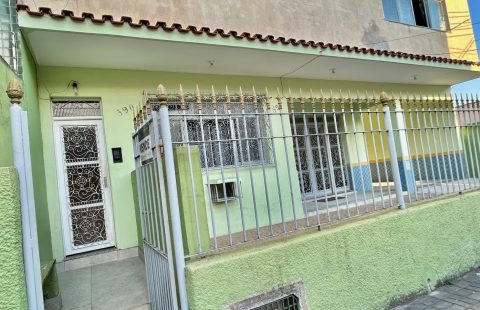 Apartamento no bairro Aterrado